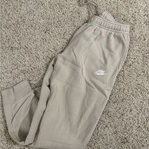 Nike Beige Tan Sweatpants Men’s Jogger Medium Fleece Pants